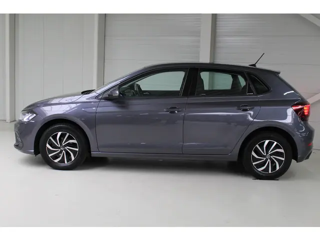 Volkswagen Polo 1.0 TSI Life 2021 Benzine 2