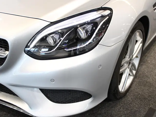 Mercedes-Benz SLC 180 2019 Benzine 6