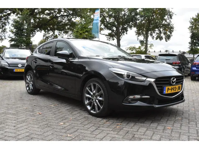 Mazda 3 2.0 SkyActiv-G 120 SkyLease+ 2017 Benzine 2