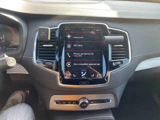 Volvo XC90 T8 Recharge AWD R-Design 2022 Hybride Benzine 7
