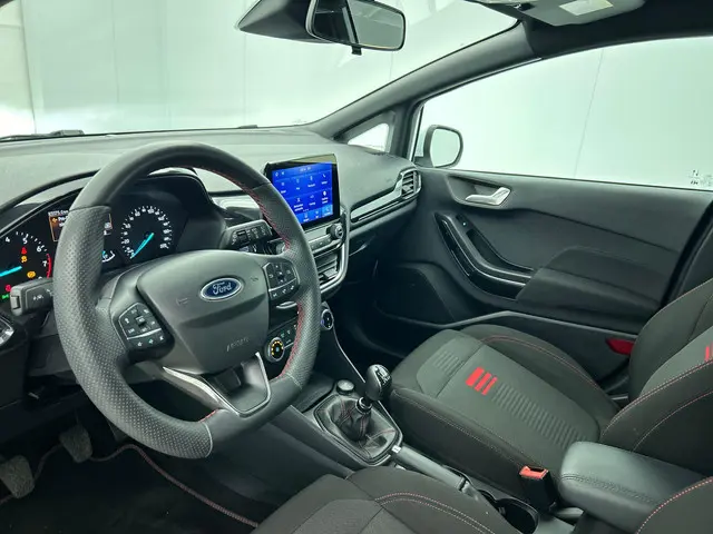 Ford Fiesta 1.0 EcoBoost Hybrid ST-Line 2022 Benzine 18