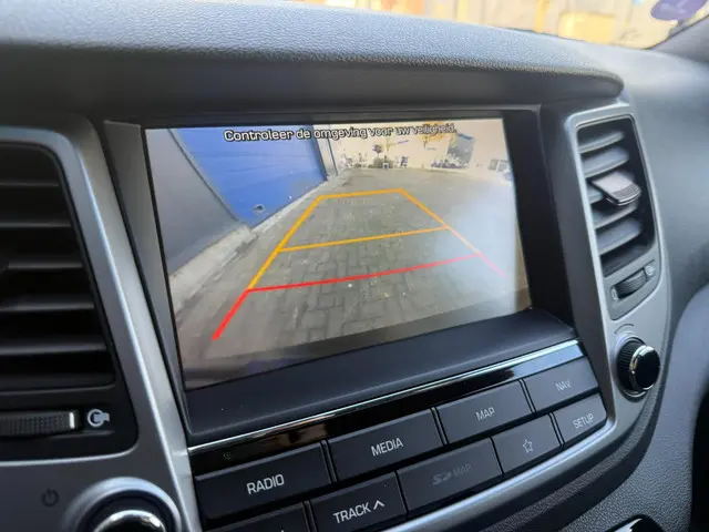 Hyundai Tucson 1.6 GDi Comfort Trekhaak ! 2018 Benzine 24