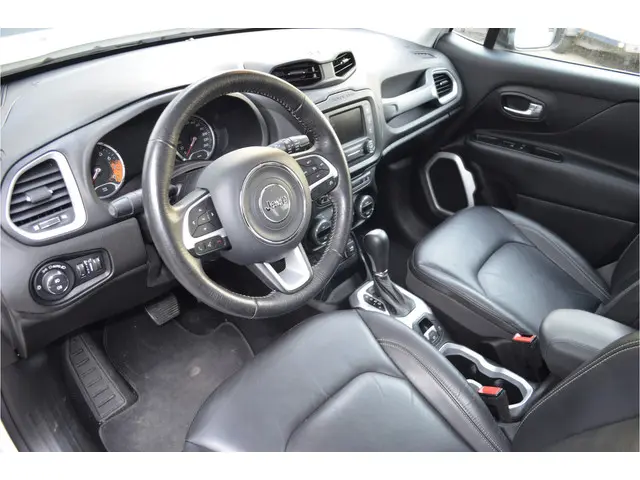 Jeep Renegade 1.4 MultiAir Limited 2015 Benzine 15