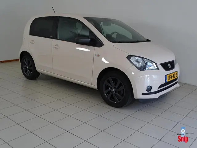SEAT Mii 1.0 Mii by Mango 2015 Benzine 13