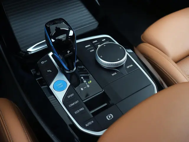 BMW iX3 High Executive 2022 Elektrisch 18