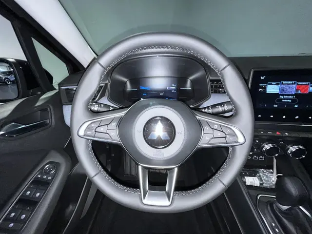 Mitsubishi Colt 1.6 HEV Intense 2026 Hybride Benzine 14