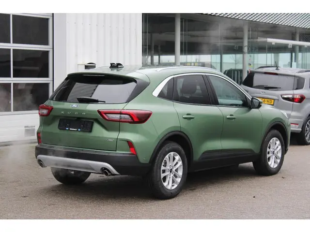 Ford Kuga 2.5 PHEV Titanium 2025 Hybride Benzine 9