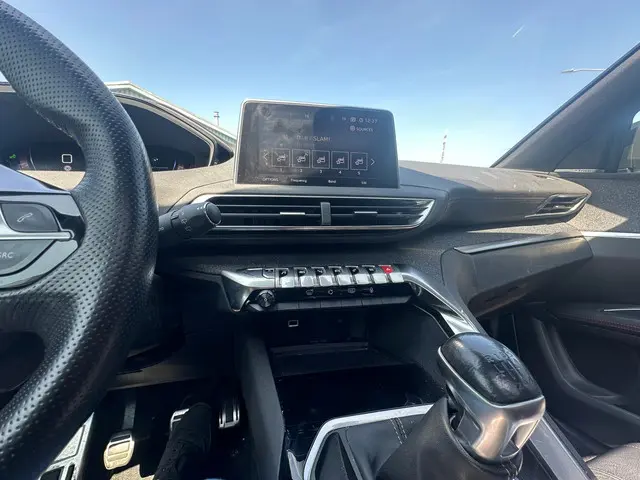Peugeot 5008 1.2 PureTech PANO GT-Line 7 p 2019 Benzine 19