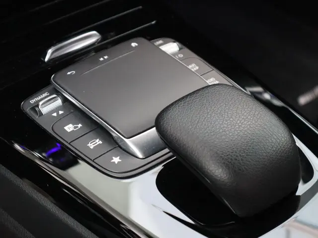 Mercedes-Benz A-Klasse 200 AMG Line 2022 Benzine 29