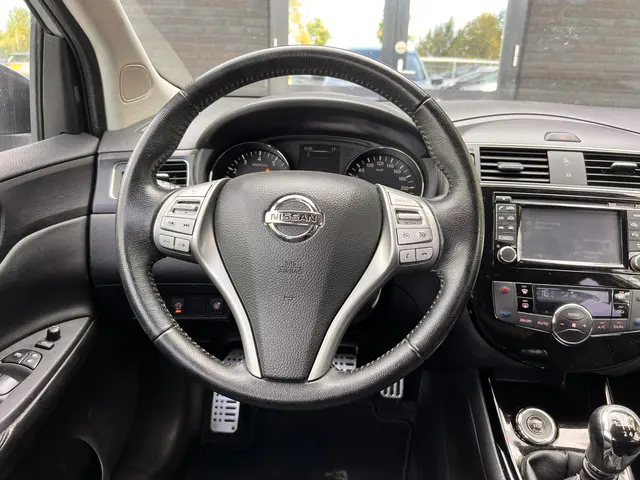 Nissan Pulsar 1.2 DIG-T Business Edition 2015 Benzine 13