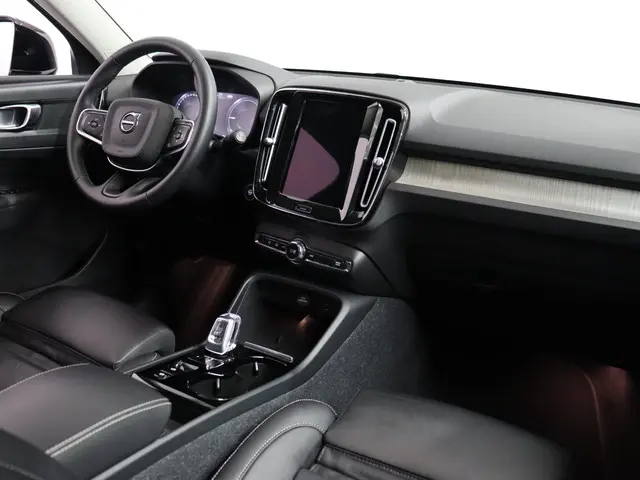 Volvo XC40 T4 Recharge Inscription 2022 Hybride Benzine 3