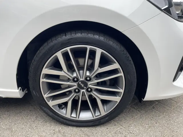 Kia Rio 1.0 T-GDi MHEV GT-Line 2023 Hybride Benzine 6