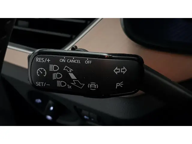 Škoda Kamiq 1.0 TSI DSG Style 2021 Benzine 21