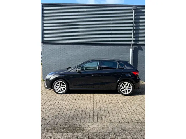 SEAT Ibiza 1.0 TSI FR Business Intense 2019 Benzine 4
