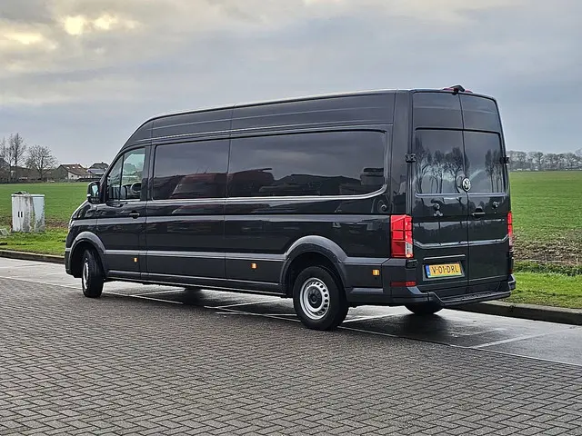 Volkswagen Crafter 35 2.0 2024 Diesel 6