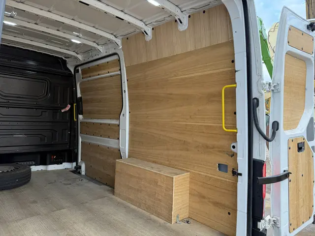 Volkswagen Crafter 2.0 TDI 140PK 2022 Diesel 15