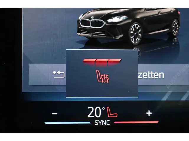 BMW 1 Serie 120 2025 Benzine 18