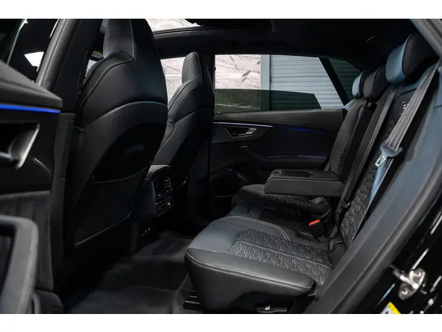 Audi Q8 4.0 TFSI RS Q8 quattro Performance 2025 Benzine 16