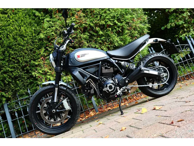 Ducati Scrambler 800 ICON ABS 2019 Benzine 3