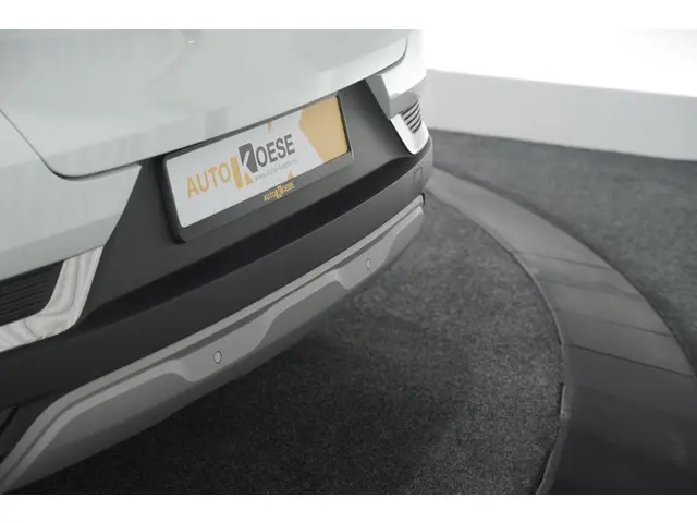Renault Captur Mild Hybrid 140 EDC Techno 2023 Benzine 23
