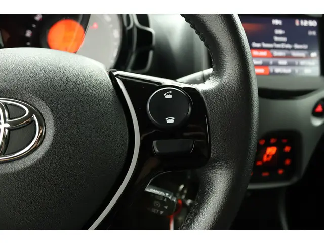 Toyota Aygo 1.0 VVT-i x-cite 2019 Benzine 21
