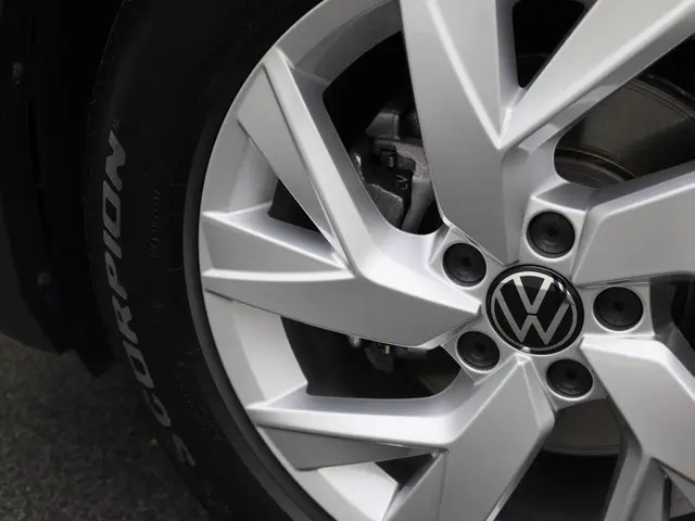 Volkswagen Tiguan 1.5TSI/150PK Elegance DSG 2024 Benzine 29
