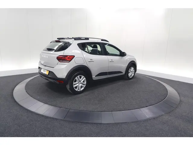 Dacia Sandero Stepway TCe 90 Expression 2024 Benzine 10