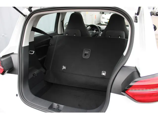 Leapmotor T03 Design 37.3 kWh 2025 Elektrisch 25