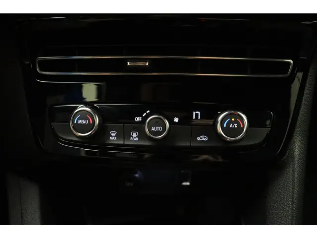 Opel Mokka 1.2 Turbo Hybrid GS 2024 Hybride Benzine 22