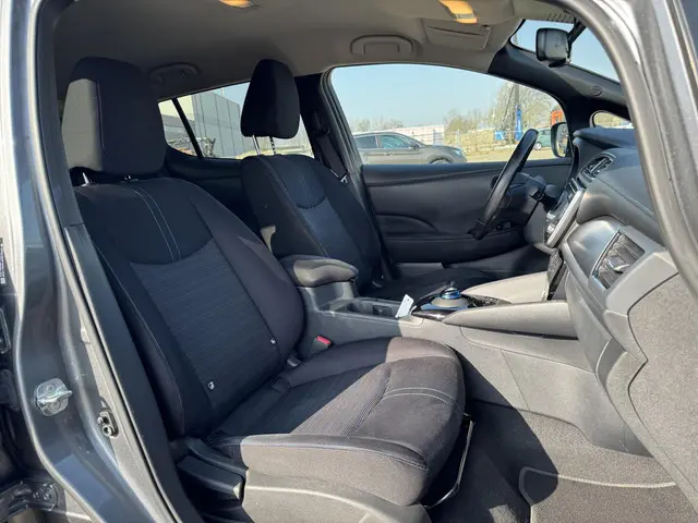 Nissan Leaf N-Connecta 40 kWh 2019 Elektrisch 11
