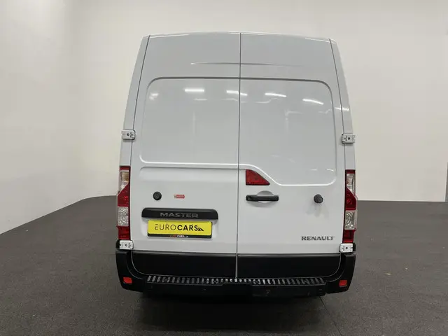 Renault Master T35 2.3 dCi L2H2 130PK 2019 Diesel 6