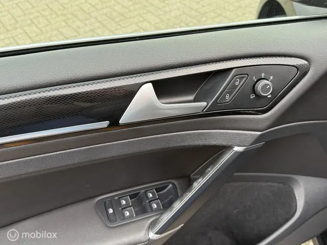 Volkswagen Golf Variant 2.0 TDI Highline 2015 Diesel 23