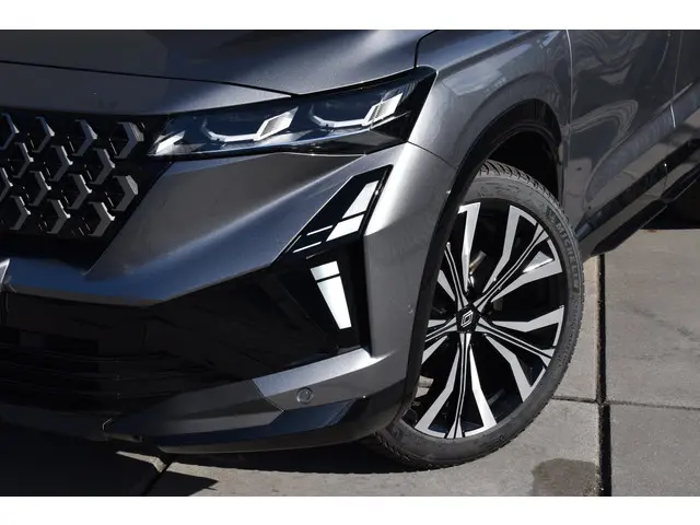 Renault Austral Techno 2026 Hybride Benzine 9