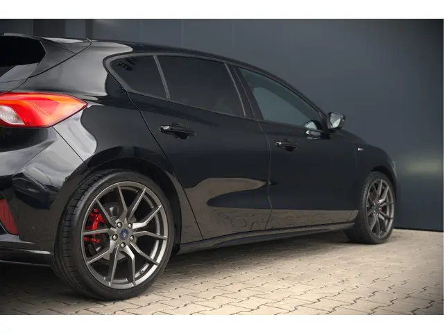 Ford Focus 1.5 EcoBoost ST Line Business 2019 Benzine 28