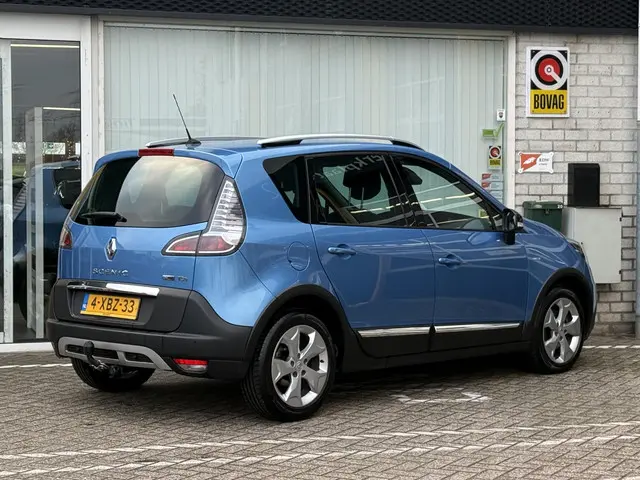 Renault Scénic Xmod 1.2 TCe Bose 2014 Benzine 28