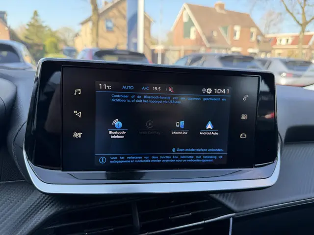 Peugeot 2008 1.2 Turbo 100 PK Active Pack 2021 Benzine 15