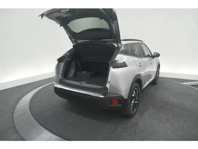 Peugeot e-2008 EV Allure 50 kWh 2021 Elektrisch 58