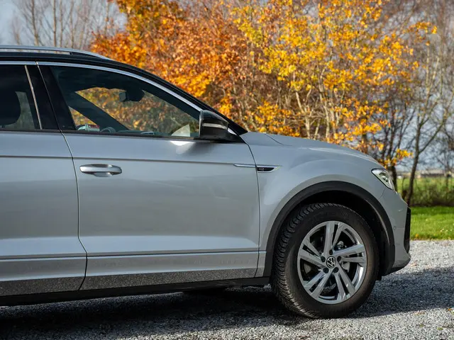 Volkswagen T-Roc 1.5 R-Line 2025 Benzine 22
