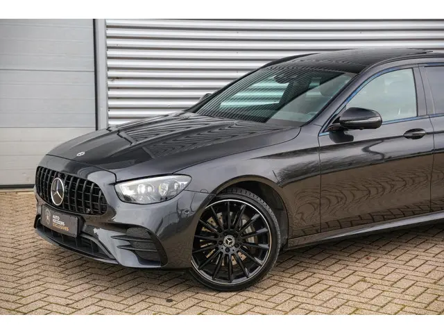 Mercedes-Benz E-Klasse E300 de 2022 Hybride Diesel 33