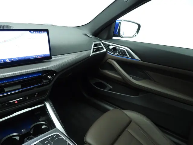 BMW 4 Serie Coupé 420i 2025 Benzine 37