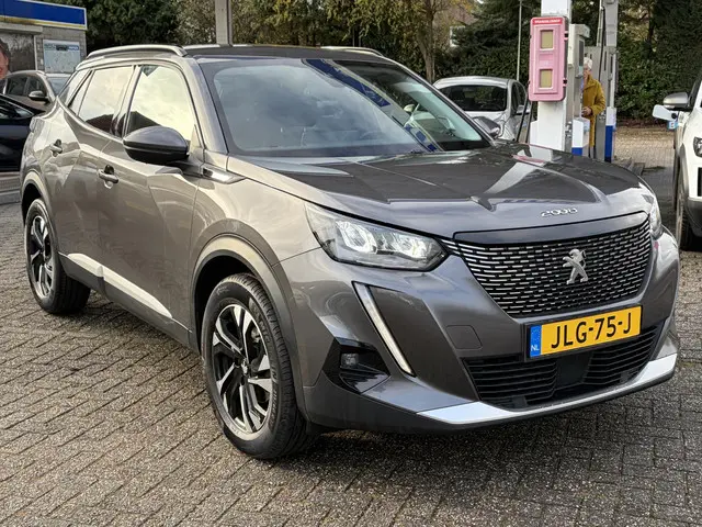Peugeot 2008 1.2 PureTech Allure Pack 2021 Benzine 11