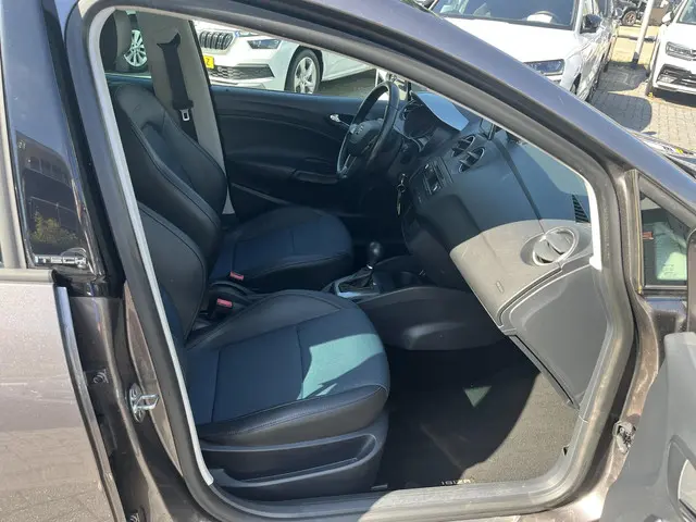 SEAT Ibiza 1.2 TSi Aut. I-Tech 2015 Benzine 22