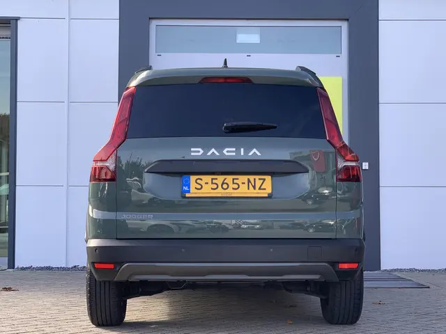 Dacia Jogger 1.0 TCe 110 Extreme 2023 Benzine 11