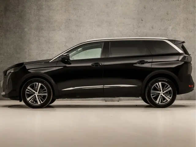 Peugeot 5008 2