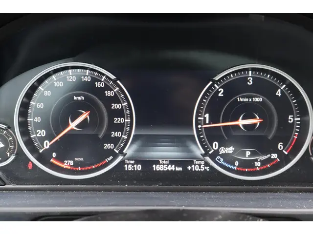 BMW 5 Serie 520d 2013 Diesel 24
