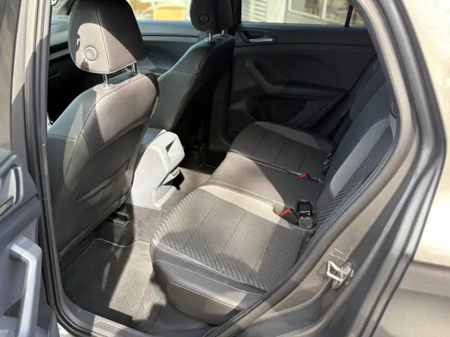 Volkswagen T-Cross 1.0 TSI Style 2019 Benzine 16