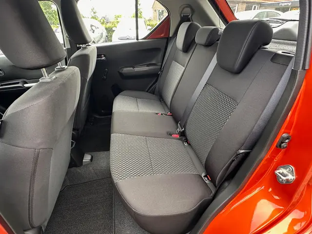 Suzuki Ignis 1.2 Smart Hybrid Comfort 2024 Benzine 22