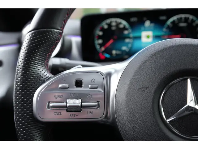 Mercedes-Benz CLA 250 e AMG 45S 2020 Hybride Benzine 16