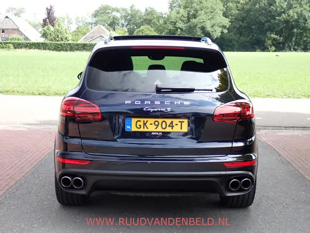 Porsche Cayenne 3.6 S 2015 Benzine 24
