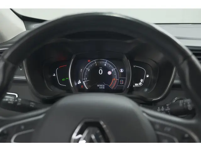 Renault Kadjar TCe 140 Intens 2019 Benzine 44